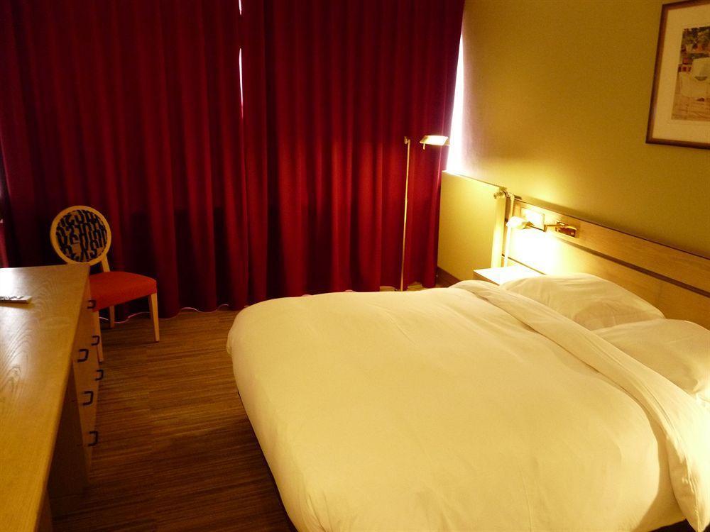 Hotel Olivier Strassen Dış mekan fotoğraf
