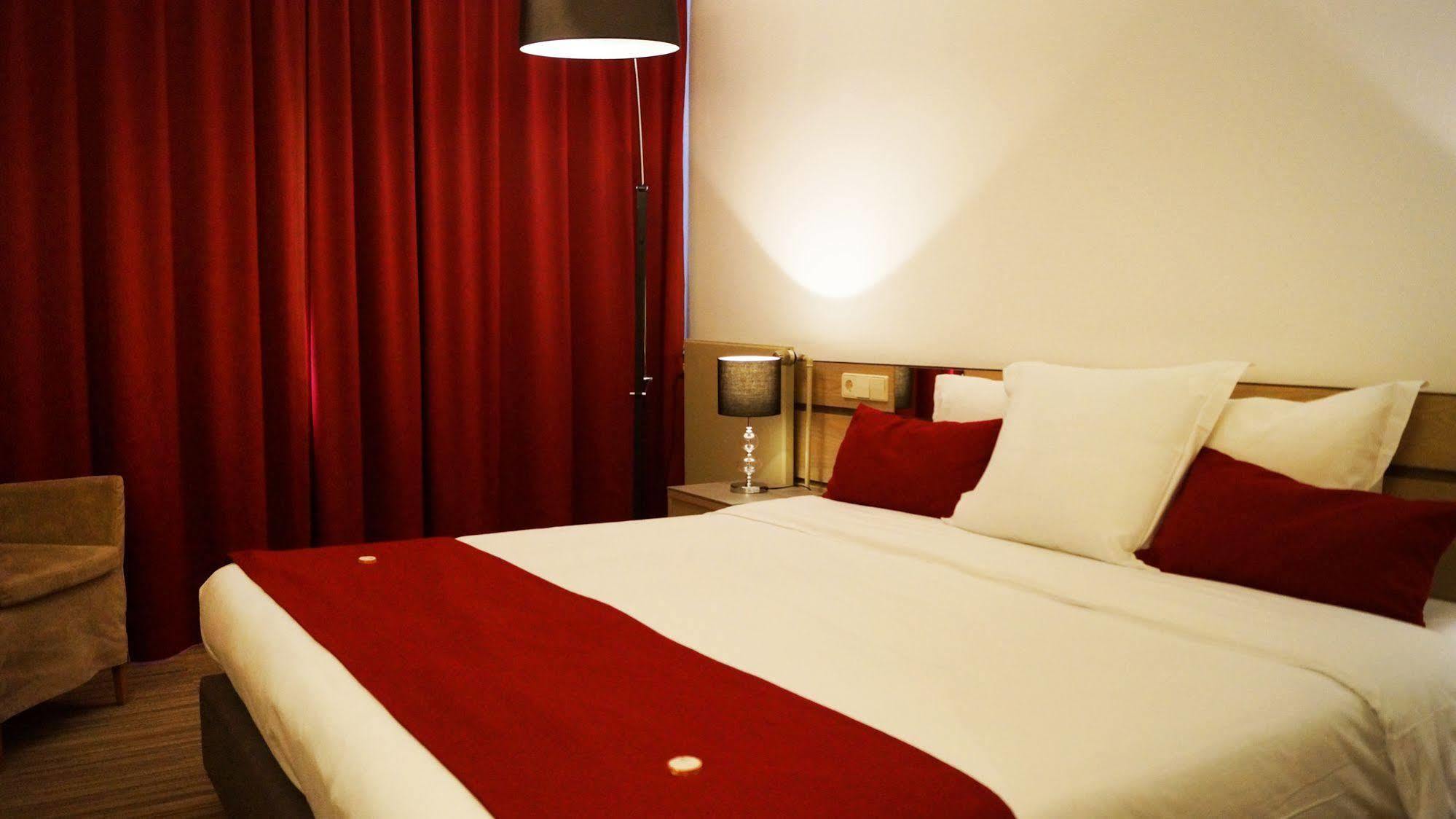 Hotel Olivier Strassen Dış mekan fotoğraf